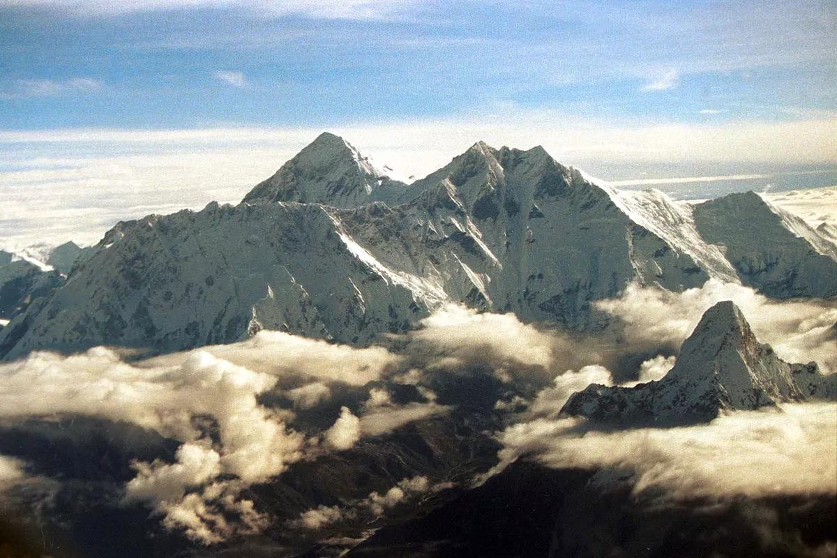 la montaña mas alta del universo - Cuáles son los 3 montes más altos del mundo