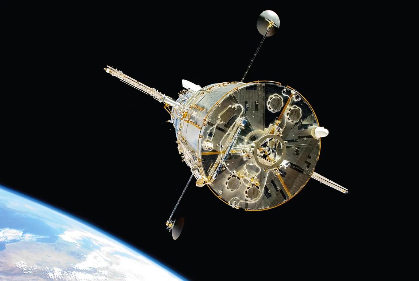 instrumentos de observacion del universo - Cuáles son los instrumentos opticos para estudiar el universo