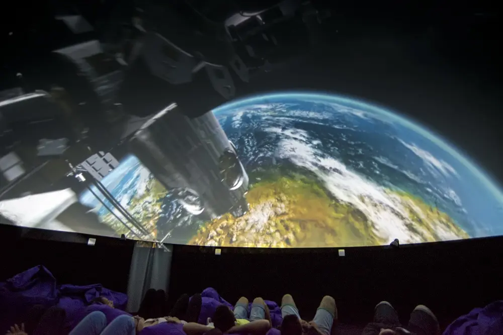 casa das ciencias la tierra y el universo - Cuánto se tarda en ver la Casa de las Ciencias Coruña