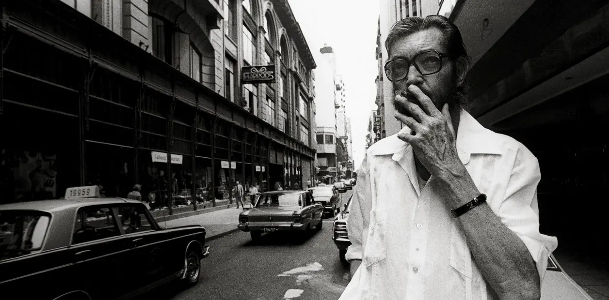 cortázar sobre el universo frases - Que decía Cortázar del amor