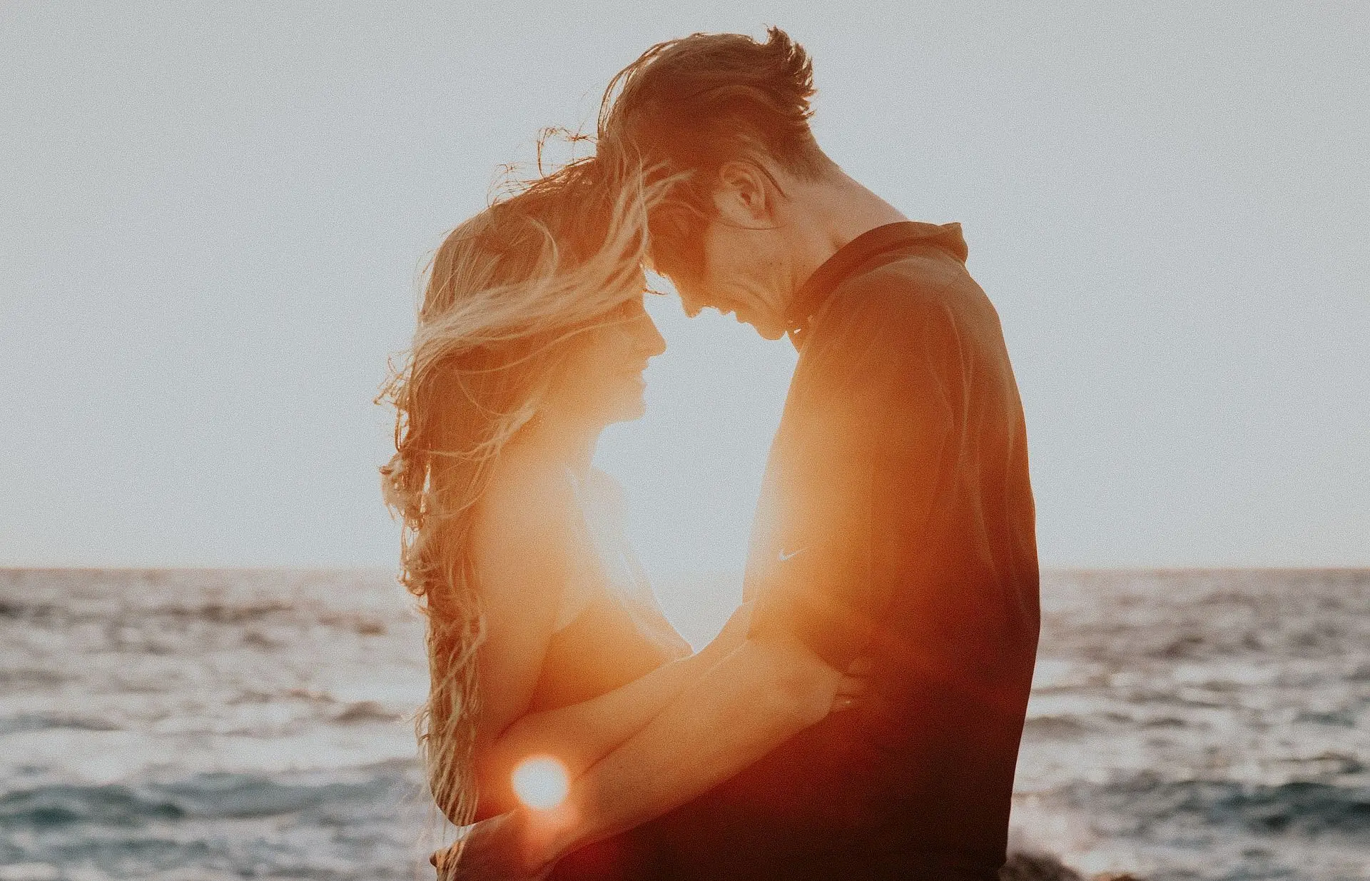 el universo ha unido a mi marido y a ella - Qué es la energía entre dos personas
