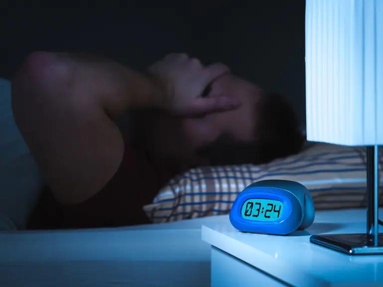 despertarse de repente señales del universo - Qué significa despertarse entre las 3 y 4 de la madrugada espiritual