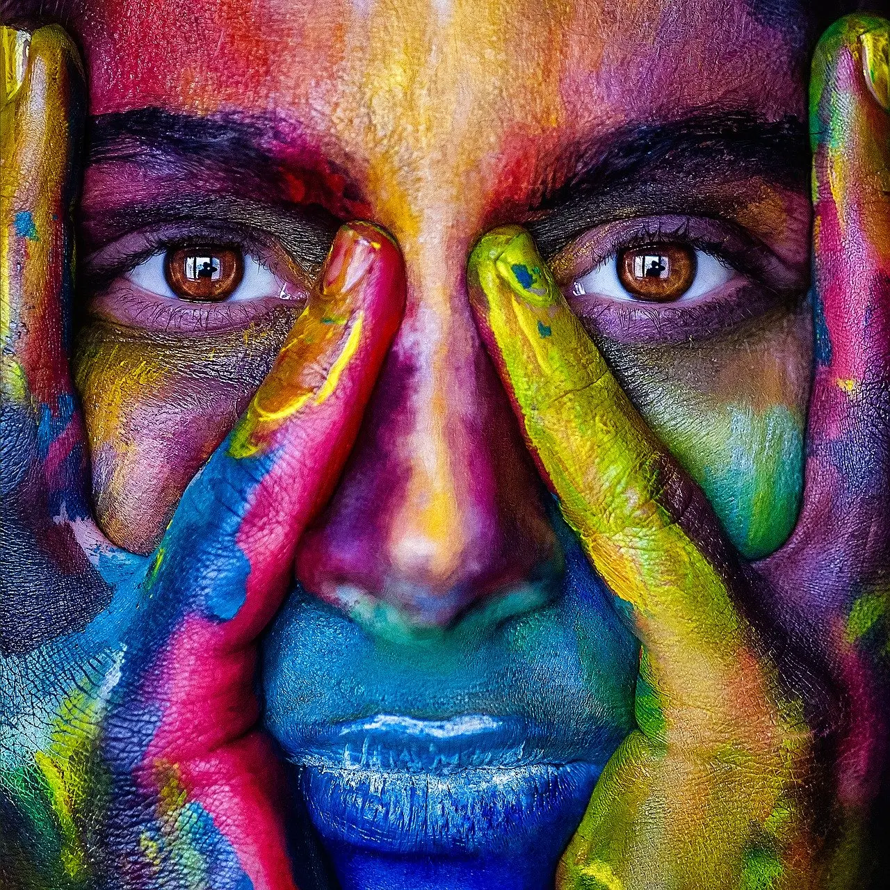 el universo del color documental - Quién creó la teoria del color