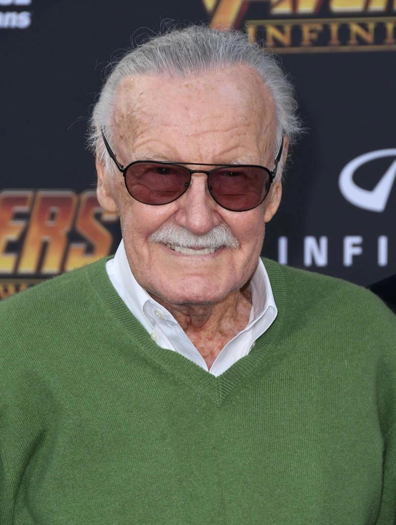 comprar stan lee visita el universo marvel - Quién es el viejito que aparece en todas las películas de Marvel